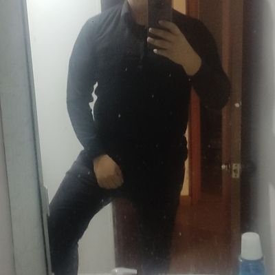 SingleBiActBog's profile picture. Tengo 30 años, bisexual activo profesional GORDO. No me escriban si les cuesta mantener una conversación