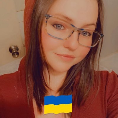 I'm April From TN 🇺🇸 , I Luv 2 read books #VideoGames Fave Shows R #Supernatural #TheBoys #TheLastOfUs #911LongStar Slava Ukraini 🇺🇦 Heroyam Slava 🇺🇦