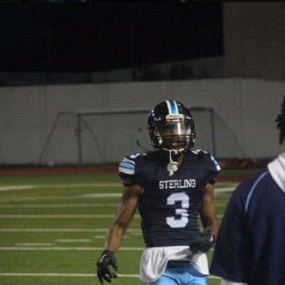 Sterling High School Wr 400m 52s 6’0 170lbs @s1682671@gmail.com #8329685188 40-4.49 Bench-210 Squat- 385