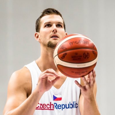 5x🥇Basketball Nymburk 🇨🇿, 14-15 medi Bayreuth (BBL🇩🇪), 17-18 GTK Gliwice (PLK🇵🇱), 23-24 Caledonia Gladiators (BBL🇬🇧), since 2014 🇨🇿 National Team