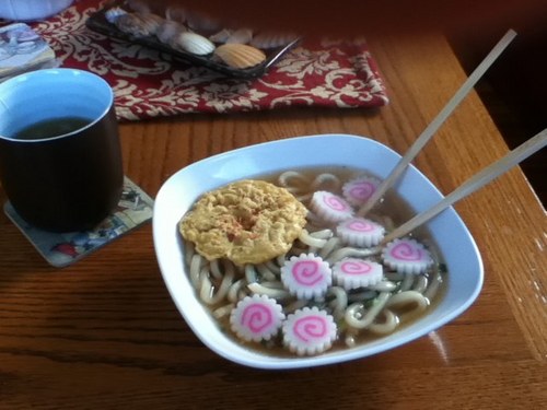 nuggetuconn's profile picture. Science,  Snowboarding, Hockey, Video Games