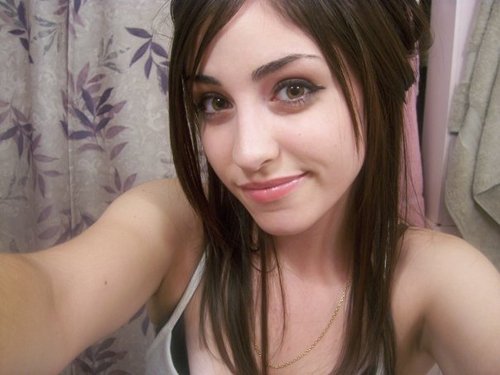 What's up people? I'm a gal that loves Lethbridge! I love people, partying and having a good time.