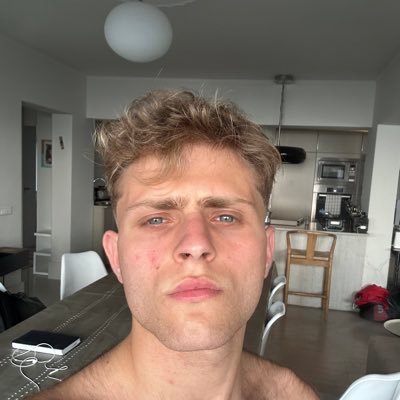 DoronZin's profile picture. 