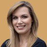 DagmaraPakulska's profile picture. Marketer, szkoleniowiec i nałogowa rozlewaczka kawy. ☕️
Autorka #NibyPrasówka na Facebooku.
Zarażam #EfektPakulskiej. 😌😎

Mój 🐎 to #LinkedIn i #Twitter. 😉