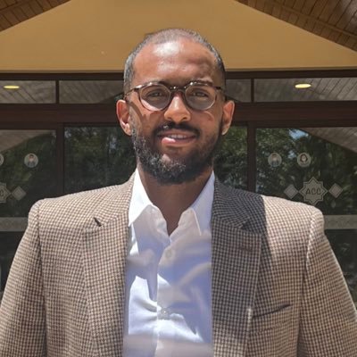 PhD Candidate Politics| Interests: Hybrid peacebuilding, democracy & customary authorities in Africa . #Somalia .Re-tweets not endorsements. #MUFC