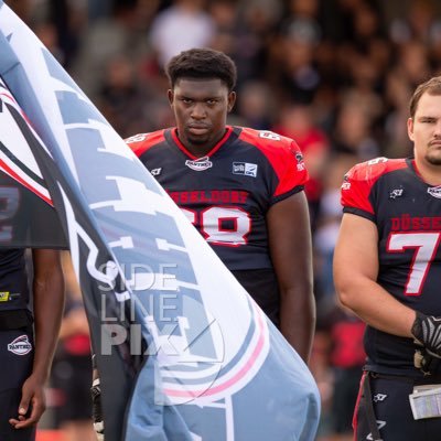 6‘7“;360lbs | 7‘1 Wingspan | Class of 2026| DT/OT | 🇬🇲🇩🇪
