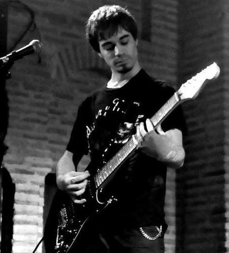 RickHetfield18's profile picture. Estudiante de Telecomunicaciones y Guitarrista de @nightcrowmetal.