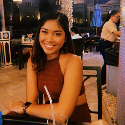 esberkatrinaa's profile picture. 