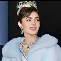 👑اتوسا👑🦁☀️💚🤍❤🤴👸👑𓄂𓆃 (@daryamytra65191) 's Twitter Profile