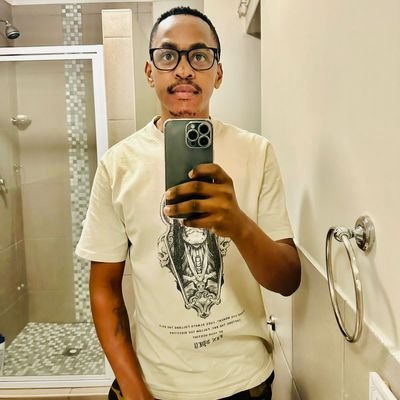 *Diploma in Business Administration(P.M)📚*onkarabetserauwane@gmail.com IG-onkarabetseoros 🇿🇦What they don't know, they can't destroy🌍TikTok-JohnDipaniki