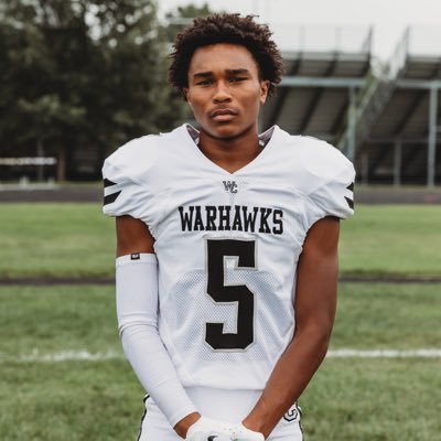 Elijah_j_harris's profile picture. ⭐️⭐️⭐️🏈👟 (47'4. TJ, 6'9- HJ) 2026 WR/ATH | 4.5 GPA | 5’11” | 160lb | 4.55-40| 10’1” BJ | Son of 2 D1 Hall of Famers ✝️ NCAA ID#2303798554 boogz.5215@gmail.com