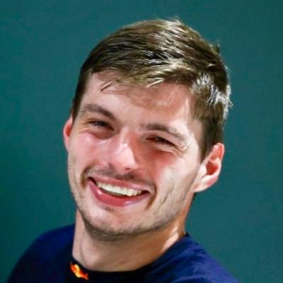 conosco la metà di voi solo a metà e nutro per meno della metà di voi metà dell'affetto che meritate; 
27 | @officialasroma @Max33Verstappen