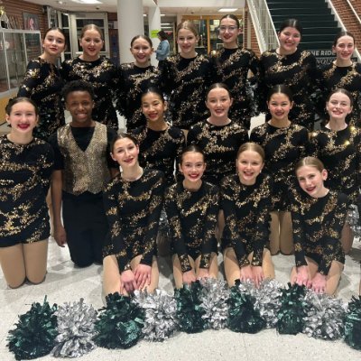 🐺Thomas Middle School 🐺 💚Cheer & Poms 💚  Coached by Gaby Mularczyk and Riley Wharton