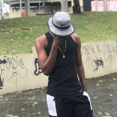 🕺- insta : @mlk_zullu01 🌴-rj ♋- câncer 🤡-18 aninhos