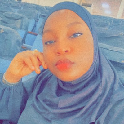 sophieyear's profile picture. 17th oct♡instagram: safiiyaa___