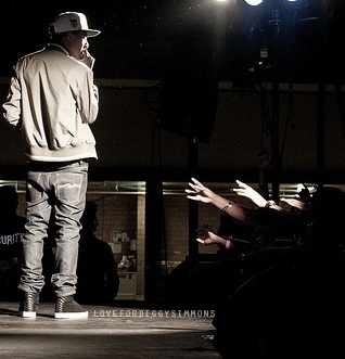 BayJetSetters's profile picture. Bay Area OFFICIAL support page for the handsome & talented Daniel Simmons aka DIGGY ! You with me ? Take off in 5 ... 4 ... 3 ... 2 ... 1