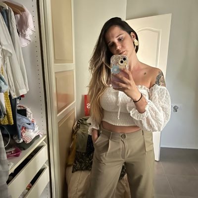 saramougaan's profile picture. Ciutadana d'Espanya i de Mallorca, sa meva roqueta. 'Amb actitud i ganes s'arriba on un es proposi'