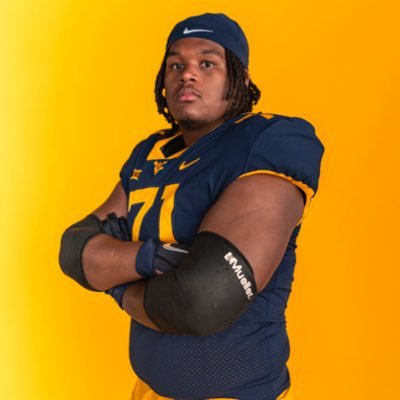 Cleveland Heights '22 // OL @wvufootball 🥷🏾