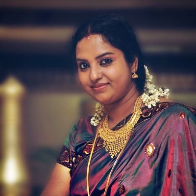 MalluAuntyLoves's profile picture. 𝗗𝗼𝘄𝗻 𝘁𝗼 𝗲𝗮𝗿𝘁𝗵, 𝗯𝘂𝘁 𝘀𝘁𝗶𝗹𝗹 𝗮𝗯𝗼𝘃𝗲 𝘆𝗼𝘂☺️