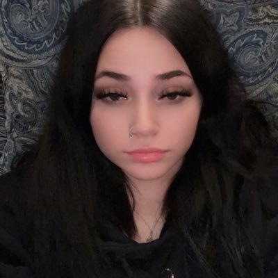 HeartsForBrea's profile picture. 