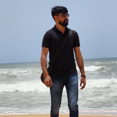 AhirHaresh51531's profile picture. का (/) हा ❤️' $  (कट्टर हिन्दु 🚩)

ये देश भगवाधारियों और भगवागिरी से चलेगा
जिसको पसंद नही वो जाकर आत्महत्या कर ले
राधे....राधे....💥