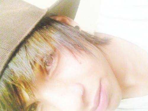 16anos/Safado/Simpatico/Bobo/Ciumento/
Balada/Violão/Skate/FreeStep/ ker saber mais clike em #Follow !
msn:iaguufs@hotmail.com
