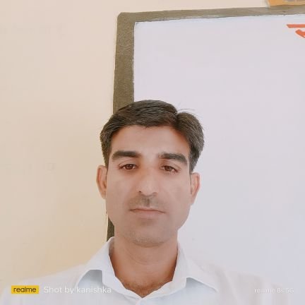 Teacher, मेहनत का कोई  तोड़ नहीं है।