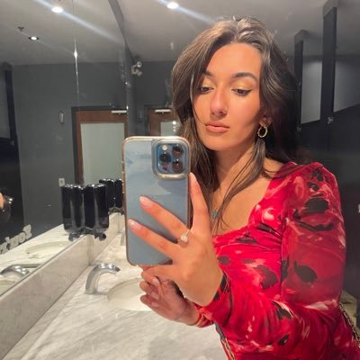 ayahfariis's profile picture. 