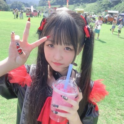 鳥取県アイドルユニット☆ふるふぃすたぁ☆最年少・小学６年生のせなぴだぴ🍓👑苺色担当🍓💕DM('ω'乂)出演などのご依頼は@stepup0までおねがいぴ🍓💕( * ॑꒳ ॑*)⸝⋆｡✧♡🍓🐣ྀི