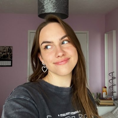 happy, free, confused and lonely at the same time. 26. she/her 🌈 instagram | isthatamyrose
