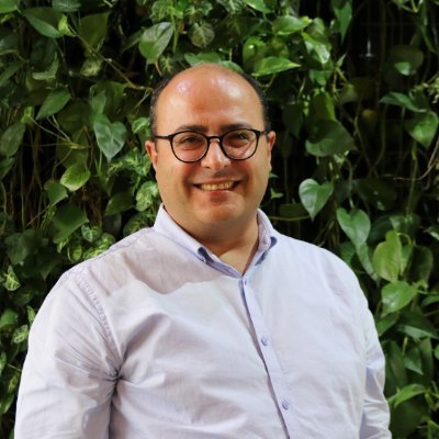 RubenOsipyan's profile picture. Startup Enthusiast | Angel Network Facilitator | Experienced in Finance | Passionate About Entrepreneurship