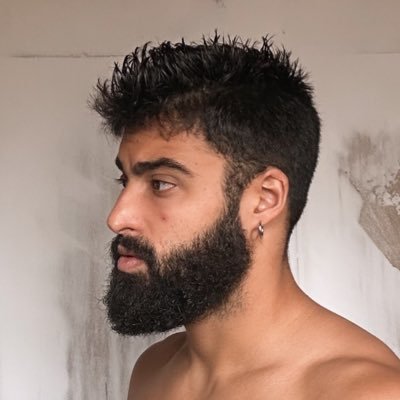 estudo farmácia na uff, sou carioca da querida zona oeste e amo jogar rpg | meu contato: midia.agircoletivo@gmail.com