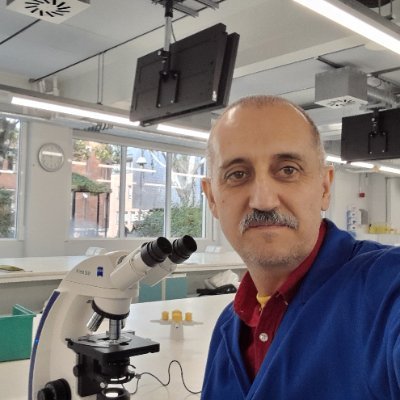 Doctor en Biología @UAM_Madrid y Máster en Formación del Profesorado @UNED. Apasionado por la Ciencia. Per aspera ad astra (Séneca).
