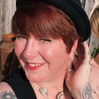 Sharon Latham (@snappershaz) 's Twitter Profile