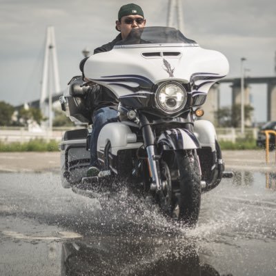 プロの盗撮家になりたい insta360で🧚化 Lowrider bikeとFLHXSE 凝視プレイ教会教祖 小さい町工場の三代目 31歳 とにかくドM 待って逃げないで僕を罵っt