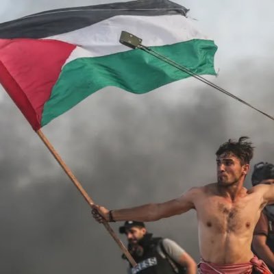 Free Palestine. BLM. https://t.co/ChFumLRKhE