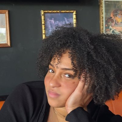 Anaisfeyturnett's profile picture. 