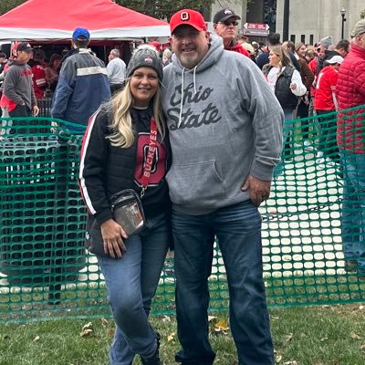 Grain & Pig farmer in the Buckeye state 🐷THE biggest Buckeye fan around! I’m here for the Buckeye tweets. ⭕️🙌🏻❗️⭕️