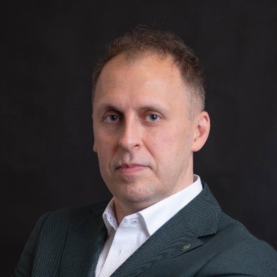 Adwokat, Wykładowca, Optymista,