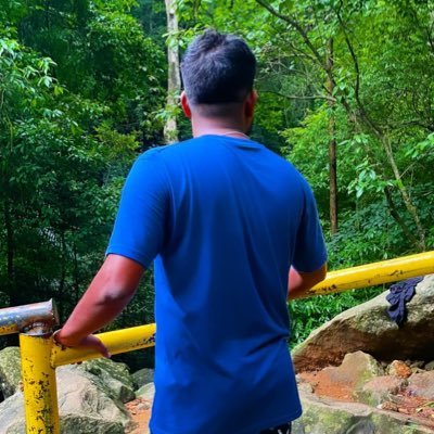 Sugumaran_12's profile picture. திராவிடன் 🖤 
அச்சம்  என்பது மடமையடா 🦾
Banker ✍️
#smiley😍