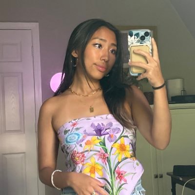 ttruong_22's profile picture. 