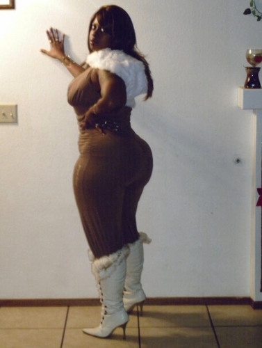 Real woman can never have too much this, is better than sex, and is free http://t.co/TAm0roVqtM
