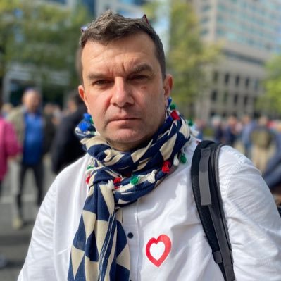 adrianhacia's profile picture. z wykształcenia i wiary i praktyki teolog katolicki 😇GARDZĘ SZCZERZE CAŁYM zakłamanym środowiskiem PiS 😢; strajk nauczycieli 💪; pomimo wszystko nadal w KK 🙏