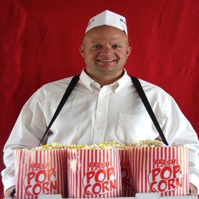 The former popcorn man who sold popcorn for those who came to read the comments.