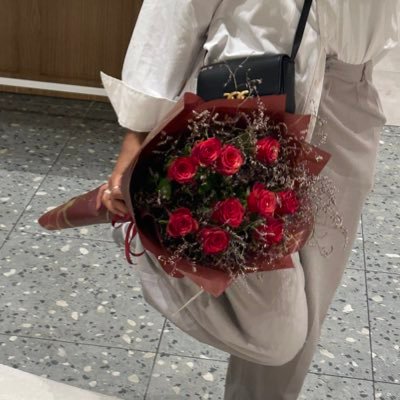 DentistMay's profile picture. A dentist with a passion for art...