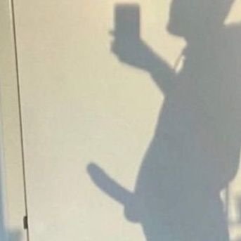 Zoratttt's profile picture. 🥀🌻
 de Baguetteland (#France 🇫🇷)