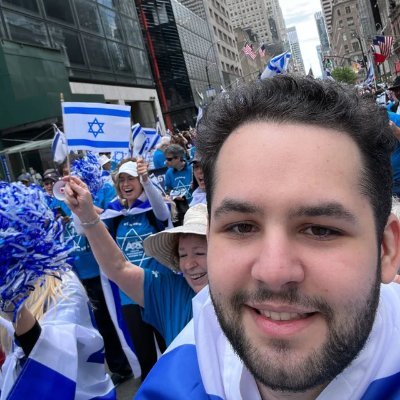 Lucas_Pencha's profile picture. Tweeting in English, Schwiizertüütsch, and עברית