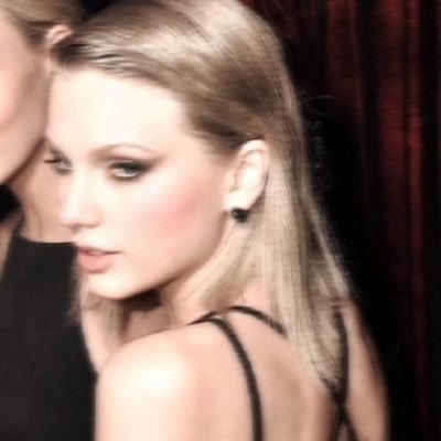 randomtalks07's profile picture. i have a vast music taste  vvvv random acc