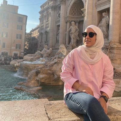 Obstetrics & Gynecology resident currently in France. Tennis and football lover. Dreamer. Foodie. Bookworm. Serious about pesto pasta. 🇱🇧