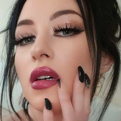 _CelticRaven_'s profile picture. Model & Spiritual healer from Northern Ireland
🖤 Dress-up, Rituals, Card Readings, Dream Analysis, Meditation, Yoga, Tai Chi, Pole dance and Belly dance 🖤